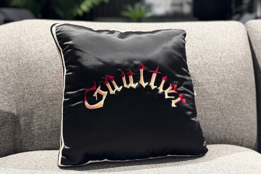 Pernuta decorativa Juan Noir